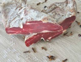 Immagine 1 di SLINZEGA AFFUMICATA  DI PECORA GIGANTE BERGAMASCA AGRI MARONI