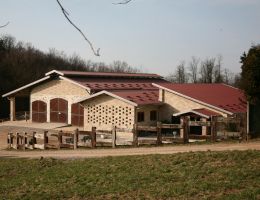 Immagine 5 di TRONCHETTO STAGIONATO A LATTE CRUDO BIO CASALE ROCCOLO