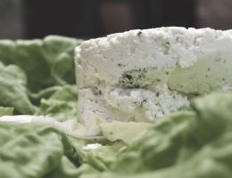 Immagine 5 di FORMAGGIO ZINCARLIN A LATTE CRUDO BIO CASALE ROCCOLO