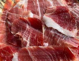 Immagine 3 di PROSCIUTTO CRUDO DI SUINO NERO PIEMONTESE 24 MESI AGRI SAN DESIDERIO