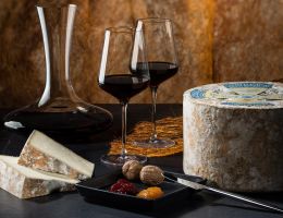 Immagine 3 di CASTELMAGNO D.O.P. D’ALPEGGIO CASEIFICIO DI MONTAGNA LA  BRUNA