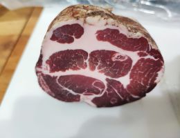 Immagine 5 di COPPA STAGIONATA DA SUINO NERO DELLE ALPI ALLEVAPERTO