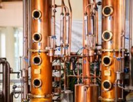 Immagine 4 di DICIOTTO LUNE RISERVA BOTTE RUM DISTILLERIA MARZADRO