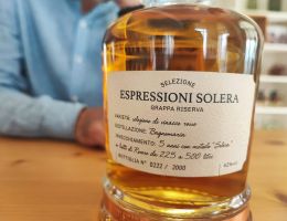 Immagine 3 di GRAPPA RISERVA ESPRESSIONI FUTURA DISTILLERIA MARZADRO