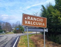 Immagine 4 di FORMAGGELLA A LATTE CRUDO  DI CAPRA DELLA VALCUVIA CASEIFICIO ARISTEO