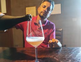 Immagine 2 di METODO CLASSICO DOSAGE ZERO NEBBIOLO MECCO VITIVINICOLA DELSIGNORE GATTINARA