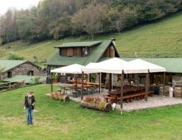 Immagine 3 di PROSCIUTTO CRUDO DI CAPRA CASEIFICIO PIAN DEL LARES