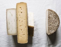 Immagine 3 di FORMAGGELLA DEL LUINESE D.O.P. CASEIFICIO PIAN DEL LARES