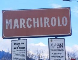 Immagine 5 di TRONCHETTO DI CAPRA A LATTE CRUDO CASEIFICIO ARISTEO VALCUVIA