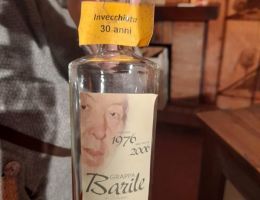 Immagine 4 di GRAPPA OVER 25-28 -30 ANNI ALAMBICCO DISCONTINUO A FUOCO DIRETTO DI LEGNA DISTILLERIA BARILE