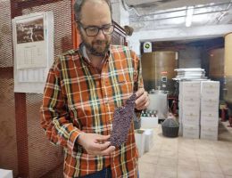 Immagine 4 di MONLEALE SANTAMBROEUS 2019 GRAN CRU  RENATO BOVÉRI DANILO