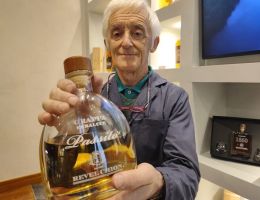 Immagine 1 di GRAPPA  DI ERBALUCE DI CALUSO PASSITO DISTILLERIA F.LLI REVEL CHION