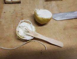 Immagine 4 di OVETTO DI CAPRA RIVESTITO DI CERA D'API I SOPRAFFINI DI LUCA MONTALDO