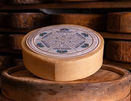 Immagine 1 di NOSTRANO CISSVA VALCAMONICA CASEIFICIO CISSVA