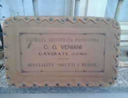 Immagine 4 di BRUTTI & BUONI DI GAVIRATE ANTICA PASTICCERIA VENIANI 1878