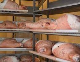 Immagine 5 di PROSCIUTTO CRUDO DI COCCONATO D'ASTI SALUMIFICIO FERRERO