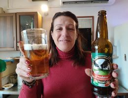 Immagine 1 di PREDATOR STILE STRONG ALE BELGA BIRRIFICIO SGUARAUNDA  LA BERGAMASCA