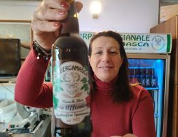 Immagine 2 di NERA  AFFUMICATA STILE RAUCH BIER BIRRIFICIO SGUARAUNDA LA BERGAMASCA