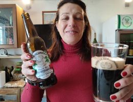 Immagine 1 di NERA  AFFUMICATA STILE RAUCH BIER BIRRIFICIO SGUARAUNDA LA BERGAMASCA