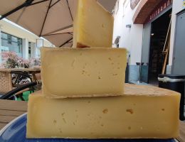 Immagine 1 di TOMA  D'ALPE VEGLIA CASEIFICIO DE GIULI