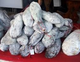 Immagine 4 di LA STRINGA DI CAVALLO DI CHIURO SALUMIFICIO MOLTONI