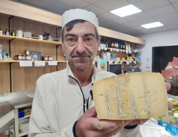 Immagine 1 di TOMA NOSTRANA DI OSMATE CASEIFICIO NORDEN DI CADREZZATE CON OSMATE