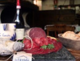 Immagine 1 di BRESAOLA PUNTA D’ANCA STAGIONATO AGRI - SALUMERIA LA FIORIDA