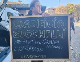 Immagine 2 di GRANA PADANO DOP 24 MESI CASEIFICIO ZUCCHELLI ORIO LITTA