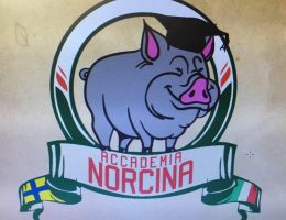 Immagine 5 di COPPA DI PARMA DA SUINO NERO DI PARMA DI SIMONE BERTOLAZZI NORCINO DI PARMA