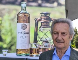 Immagine 3 di GRAPPA LA VISIONE DI LUIGI LA BIANCA DISTILLERIE FRATELLI FRANCOLI