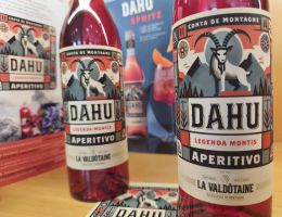 Immagine 3 di DAHU SPRITZ APERITIVO VALDOSTANO DISTILLERIA LA VALDÓTAINE DI MONTAGNA SAINT MARCEL