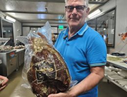 Immagine 1 di PROSCIUTTO CRUDO SAINT MARCEL ALLE ERBE DI MONTAGNA 18 MESI LA VALDÒTAINE