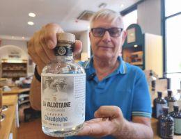 Immagine 5 di GRAPPE MONOVITIGNO DELLA VALLE D'AOSTA  DISTILLERIA LA VALDÓTAINE DI MONTAGNA SAINT MARCEL