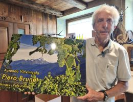 Immagine 3 di METODO CLASSICO 30 MESI PRIÈ BLANC STELLA DEI GHIACCIAI BRUNET PIERO VIGNAIOLO MORGEX