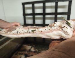 Immagine 5 di VALLE D'AOSTA LARDO DI ARNAD D.O.P. LARDIFICIO PIETRO LAURENT