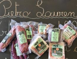 Immagine 5 di SALUMI TRADIZIONALI DELLA VALLE D'AOSTA LARDIFICIO PIETRO LAURENT DI ARNAD