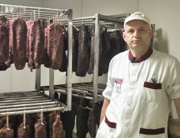 Immagine 3 di MOCETTA BOVINA RICETTA TRADIZIONALE DI ARNAD LARDIFICIO PIETRO LAURENT