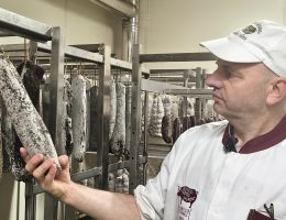 Immagine 1 di MOCETTA BOVINA RICETTA TRADIZIONALE DI ARNAD LARDIFICIO PIETRO LAURENT