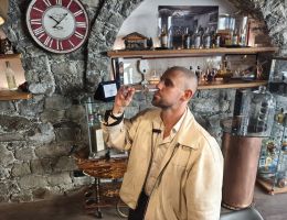 Immagine 4 di GRAPPA DI NEBBIOLO DELLA VALTELLINA 36 MESI TRINIDAD DISTILLERIA INVITTI 1948