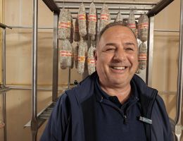 Immagine 4 di SALAME PREALPINO VARESIONO SALUMIFICIO COLOMBO SALVO CROSIO DELLA VALLE