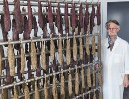 Immagine 1 di FILETTO DI MAIALE AL BAROLO DOCG SALUMI PRIMO MONTALDO DI NEVIGLIE